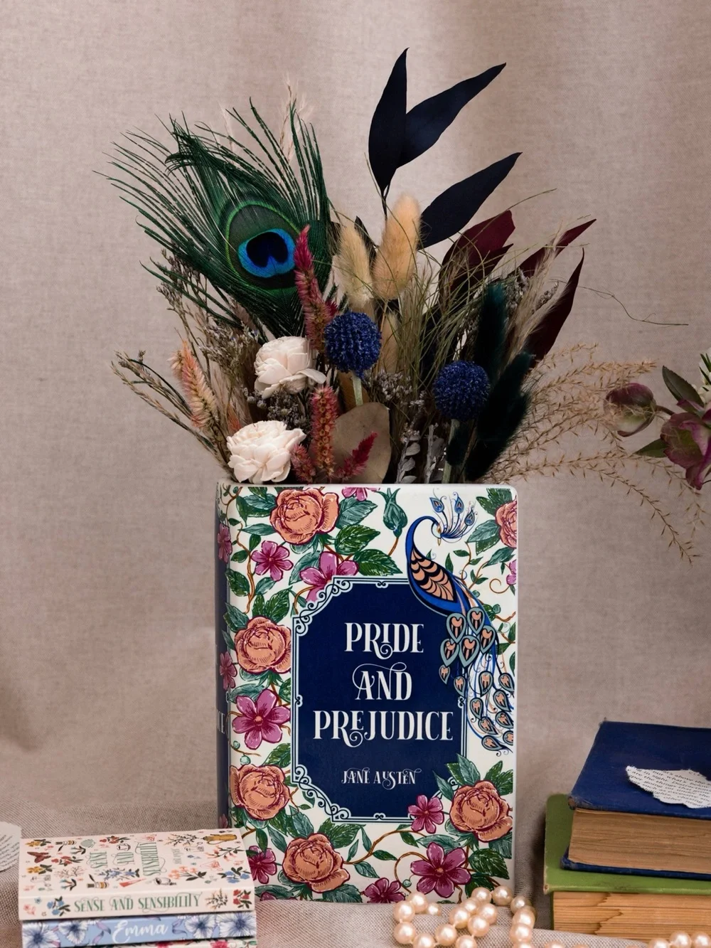 Steel Mill Pride & Prejudice Book Vase Jane Austen Floral Ceramic Decor NIB